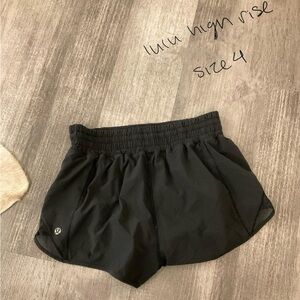 Lululemon hotty hot shorts
